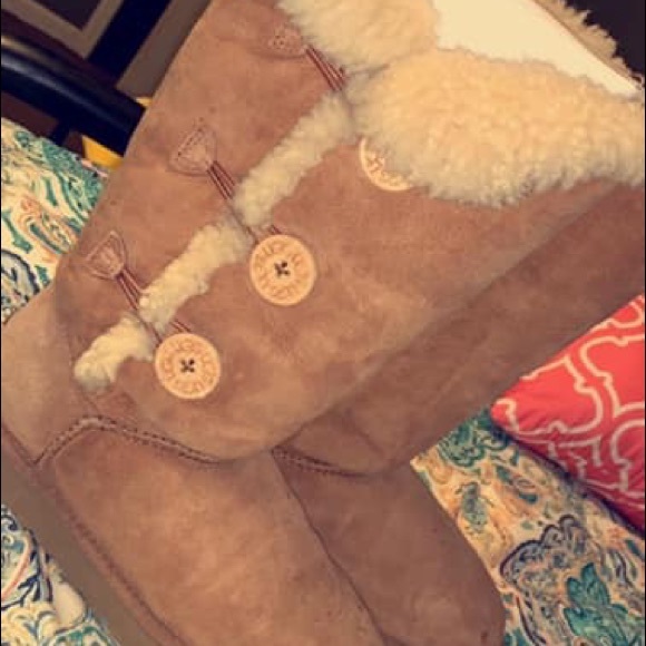UGG Shoes - Tall chestnut Bailey Button UGGs UGG Shoes - Tall chestnut Bailey Button UGGs